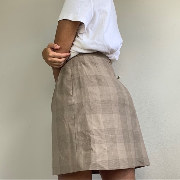 Nude grey skirt - Picture 4 of 4